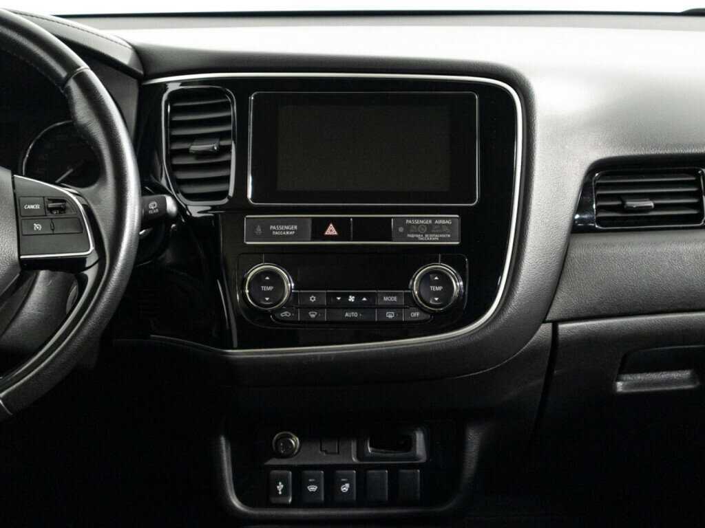 Купить Mitsubishi Outlander, 2018, 117 888 км.. Фото: #13