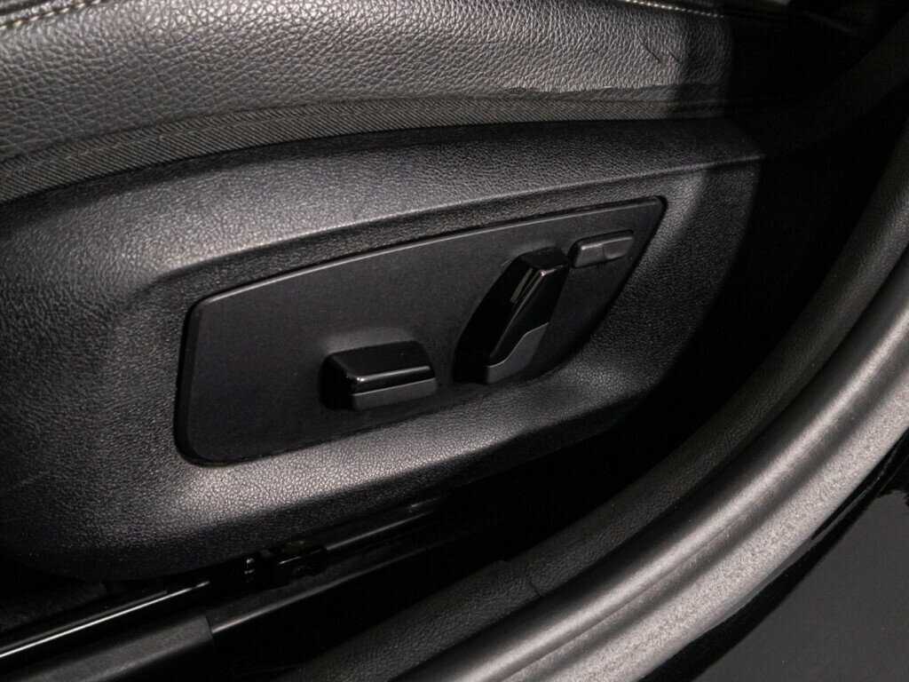 Купить BMW 5 серии, 2017, 142 844 км.. Фото: #14