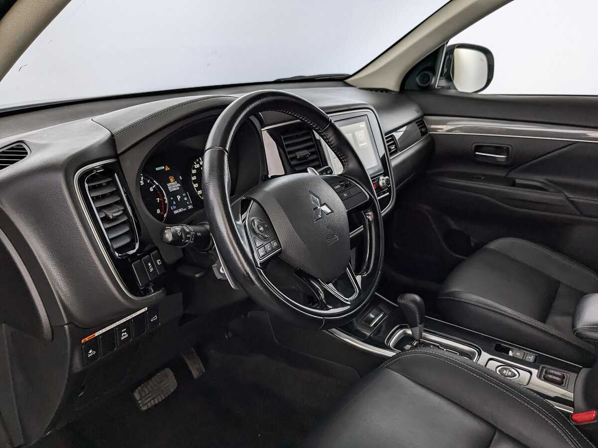 Купить Mitsubishi Outlander, 2021, 86 500 км.. Фото: #12