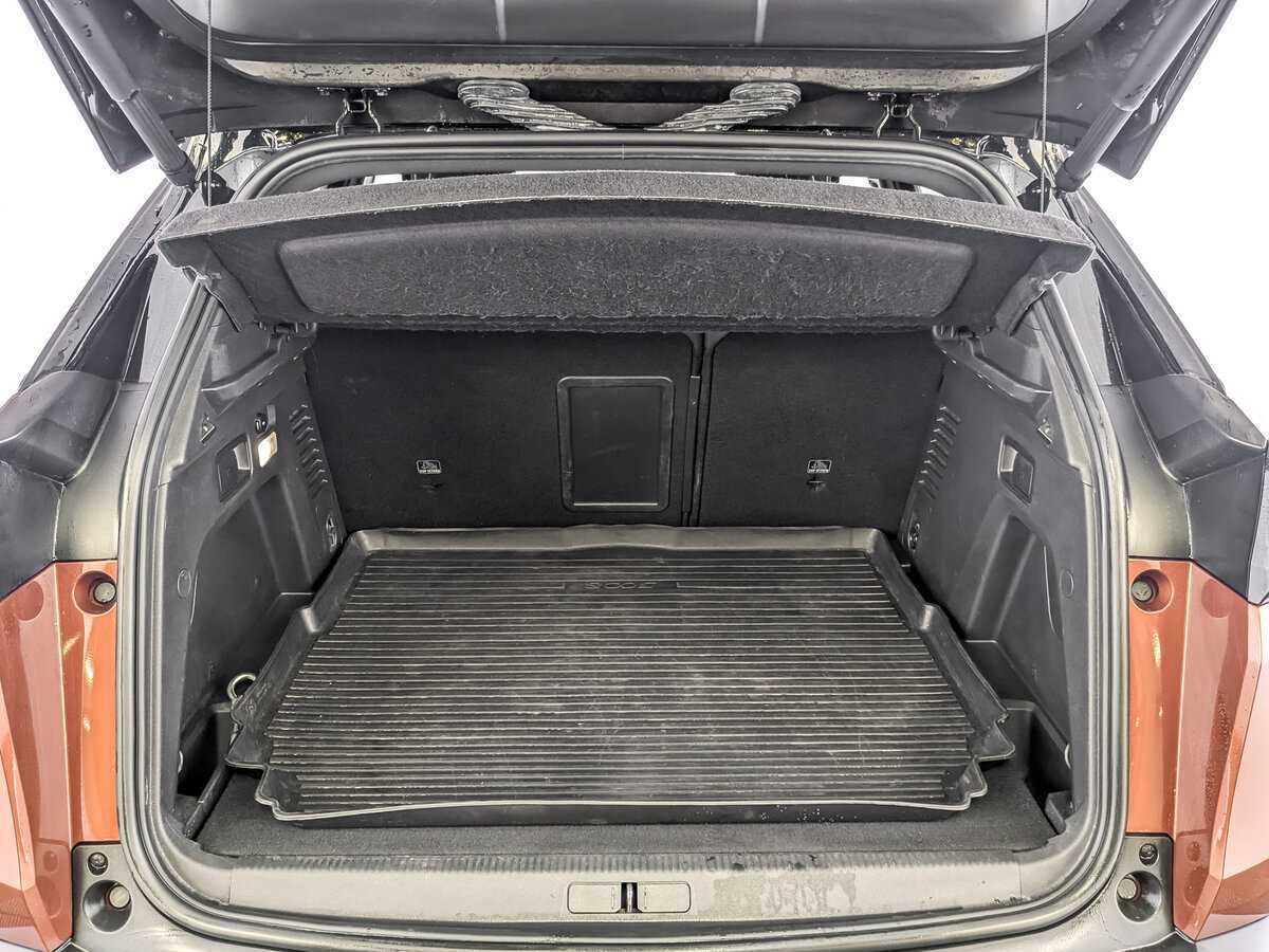 Купить Peugeot 3008, 2019, 110 003 км.. Фото: #9