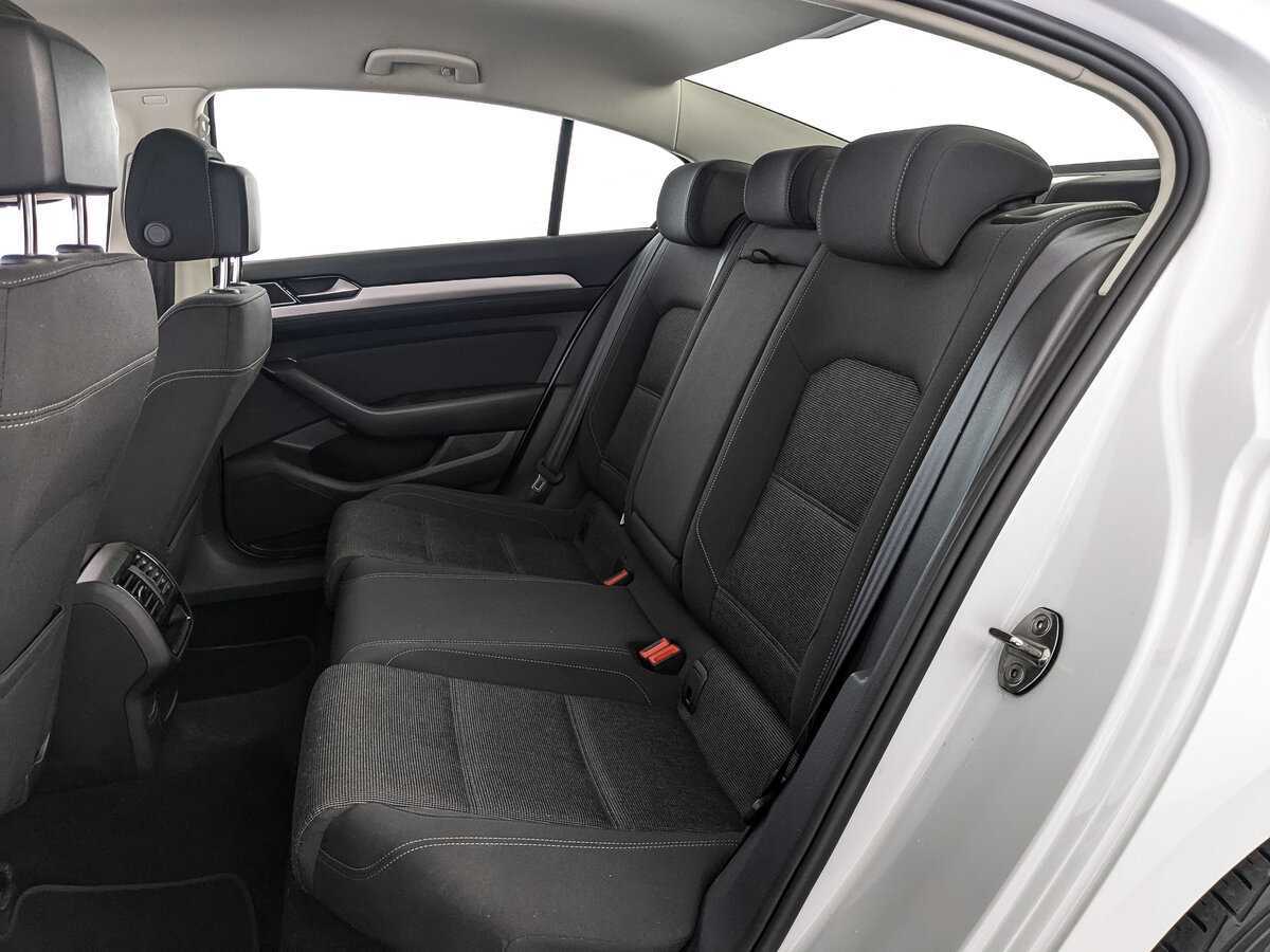 Купить Volkswagen Passat, 2019, 43 971 км.. Фото: #14