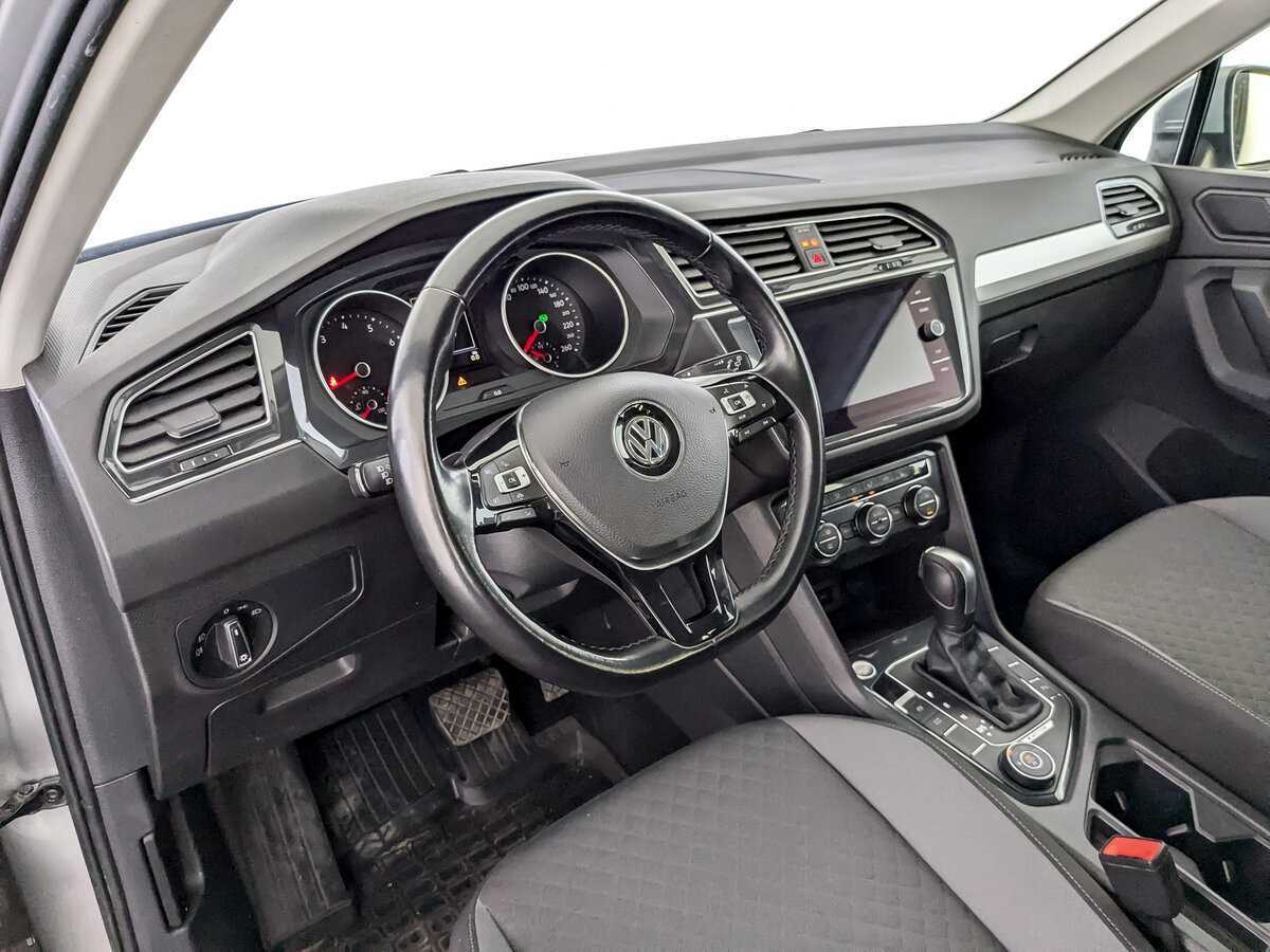 Купить Volkswagen Tiguan, 2019, 106 890 км.. Фото: #15