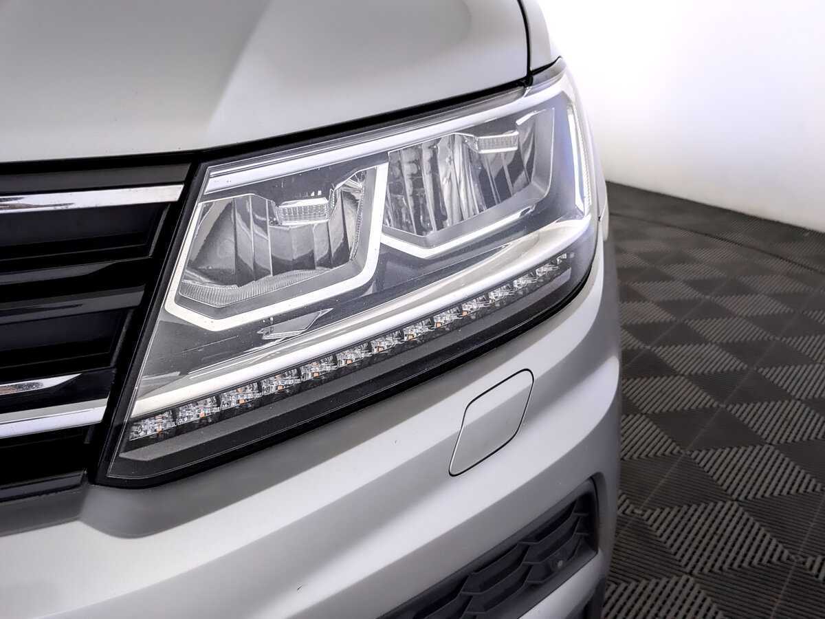 Купить Volkswagen Tiguan, 2019, 106 890 км.. Фото: #16