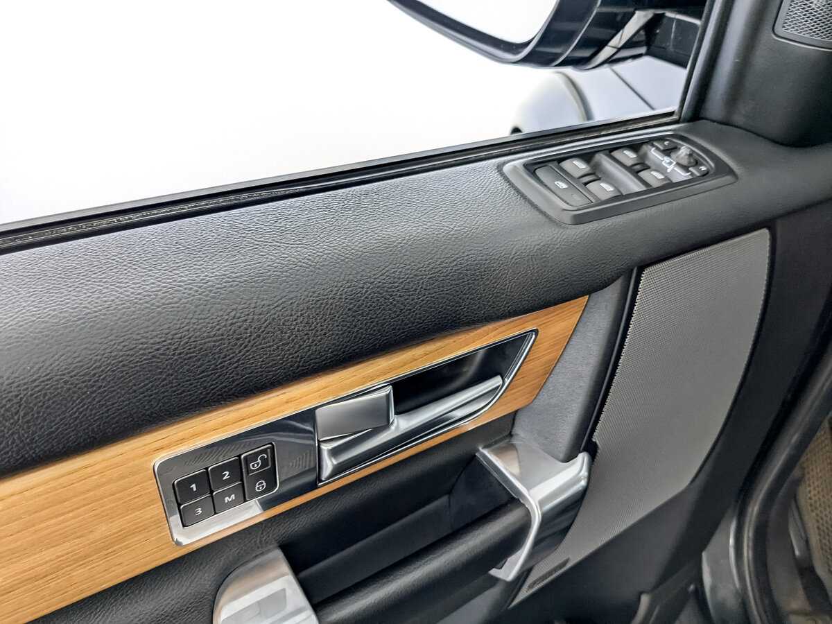 Купить Land Rover Discovery, 2014, 249 873 км.. Фото: #27