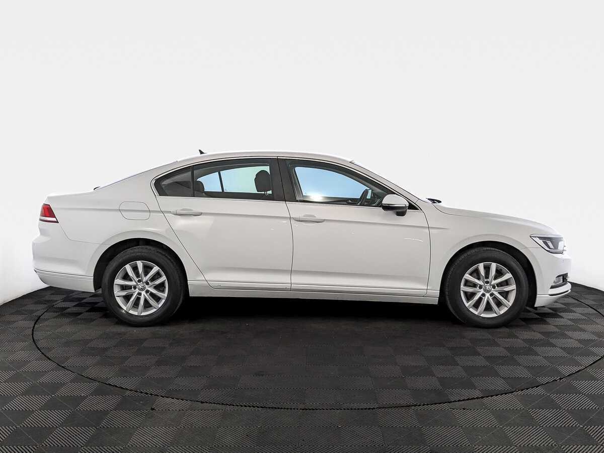 Купить Volkswagen Passat, 2019, 56 357 км.. Фото: #3