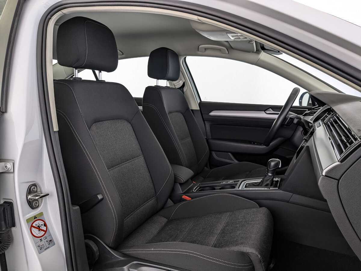 Купить Volkswagen Passat, 2019, 56 357 км.. Фото: #23