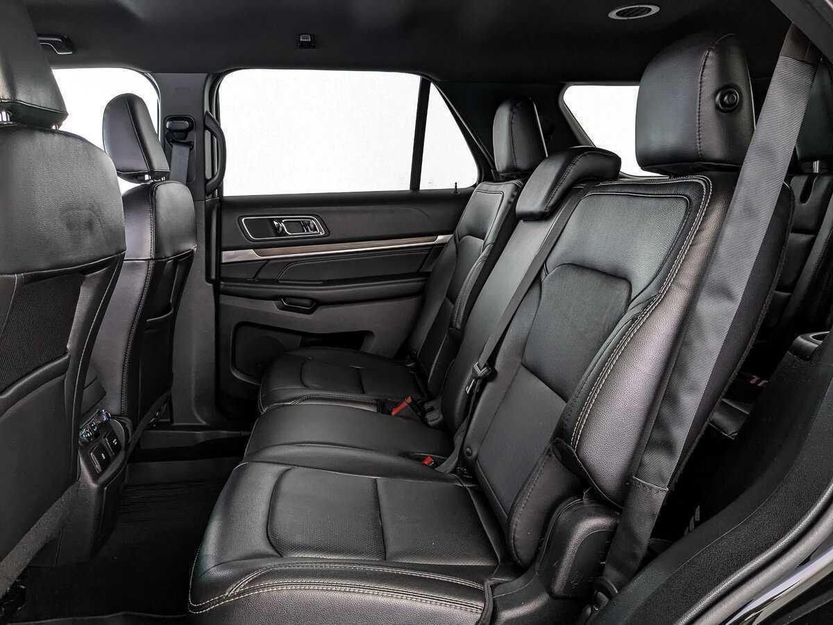 Купить Ford Explorer, 2018, 122 000 км.. Фото: #16