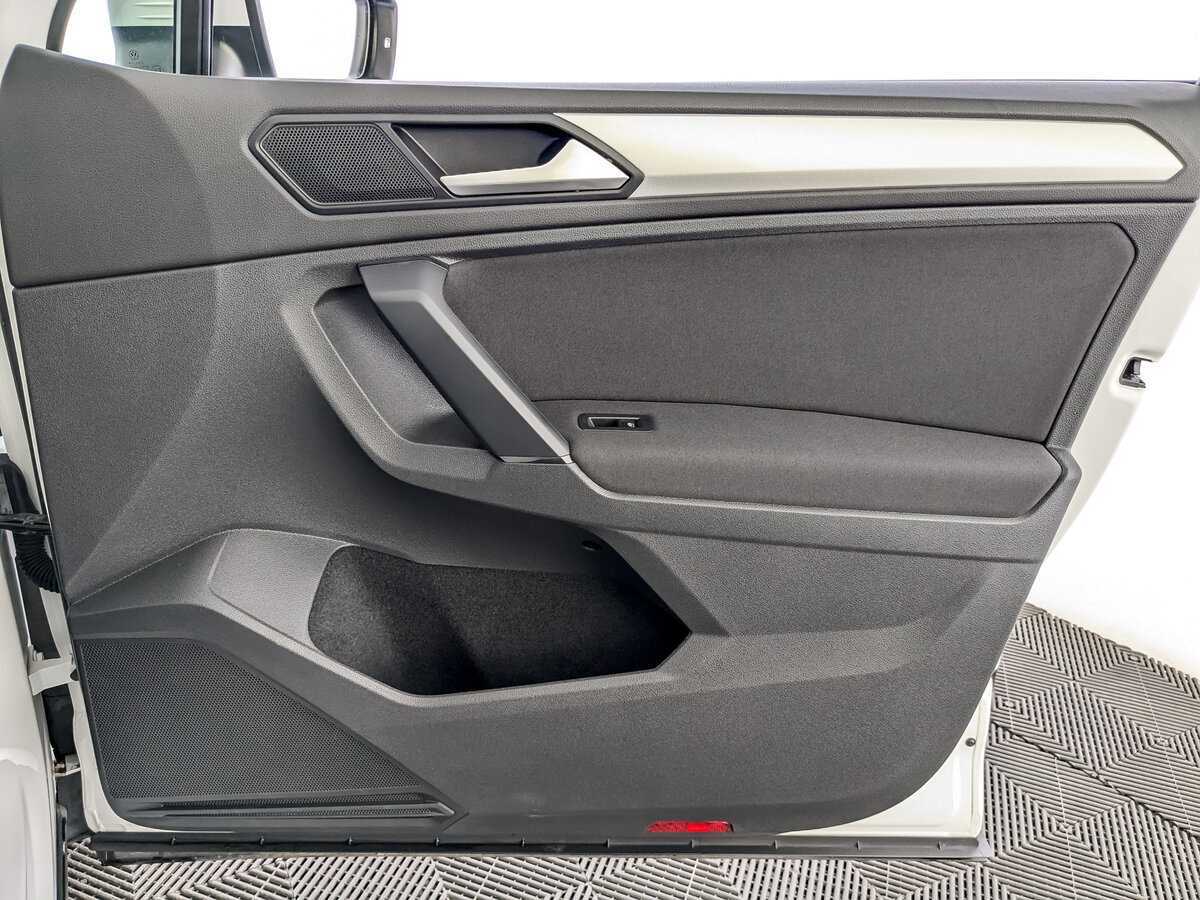 Купить Volkswagen Tiguan, 2020, 66 384 км.. Фото: #23