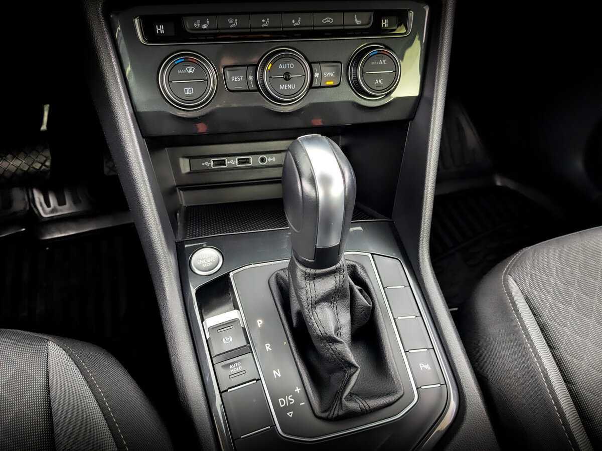 Купить Volkswagen Tiguan, 2020, 66 384 км.. Фото: #24