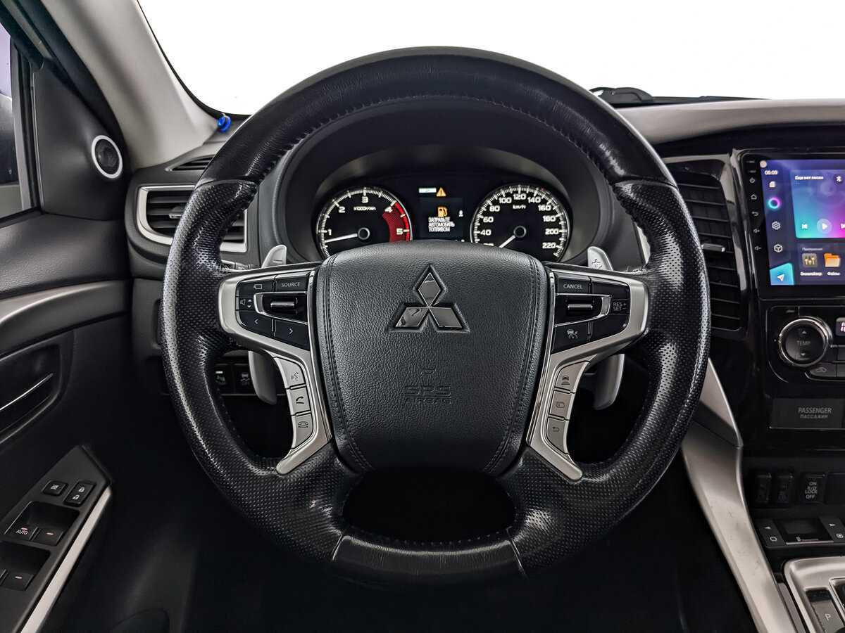 Купить Mitsubishi Pajero Sport, 2017, 187 635 км.. Фото: #19