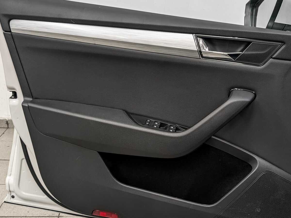 Купить Skoda Superb, 2020, 79 273 км.. Фото: #19