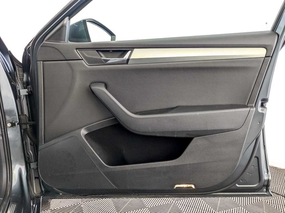 Купить Skoda Superb, 2018, 80 419 км.. Фото: #21
