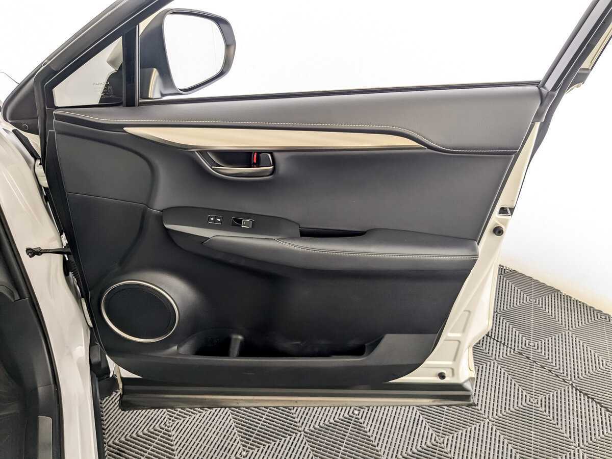 Купить Lexus NX, 2018, 75 998 км.. Фото: #23