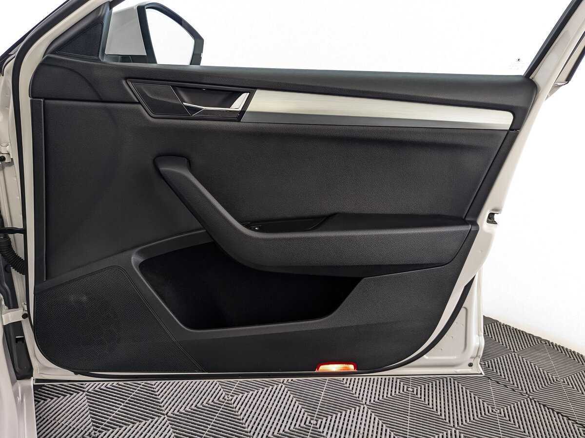 Купить Skoda Superb, 2018, 116 628 км.. Фото: #24