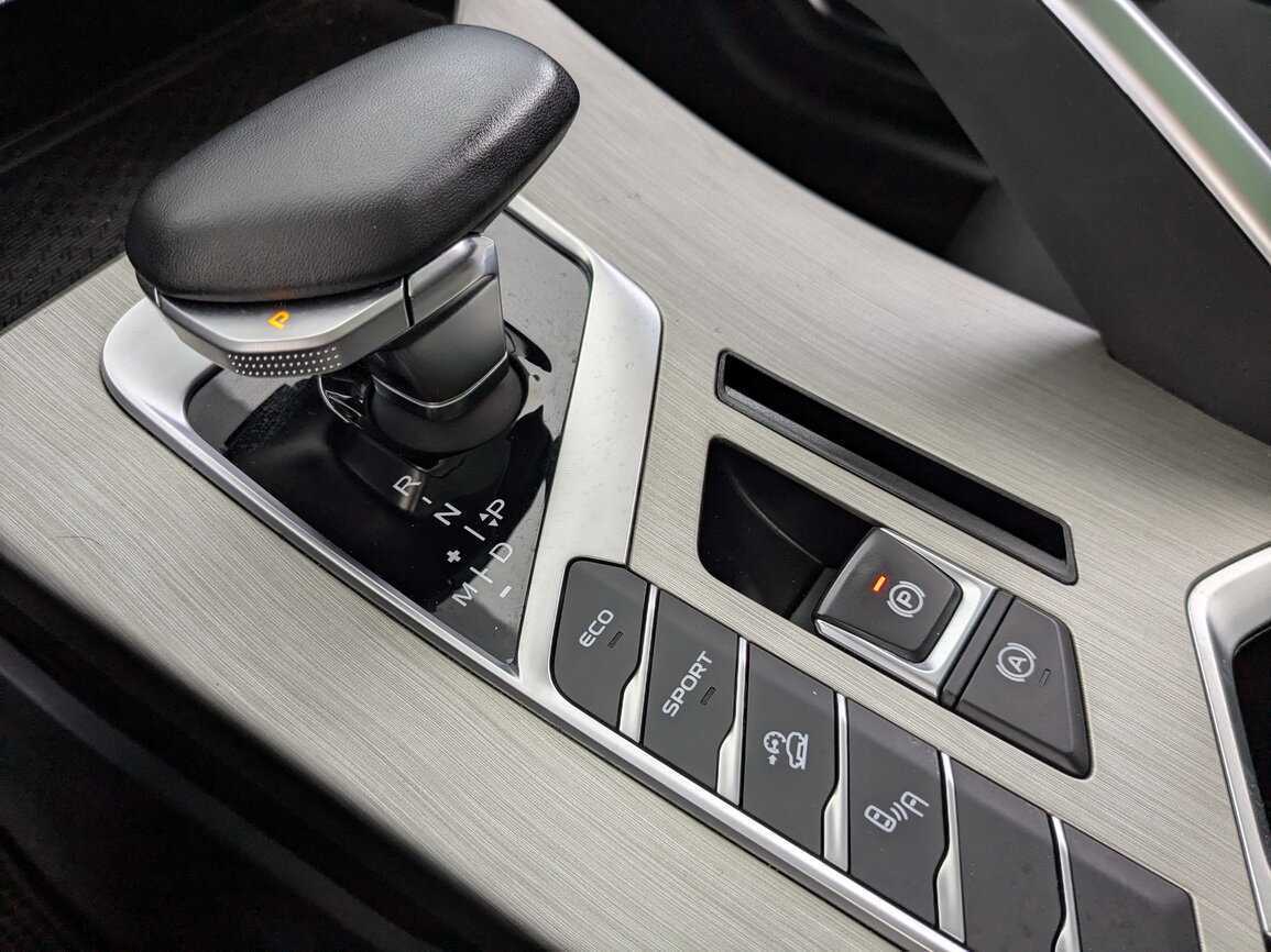 Купить Джили Кулрэй, 2022, 26 514 км.. Фото: #13