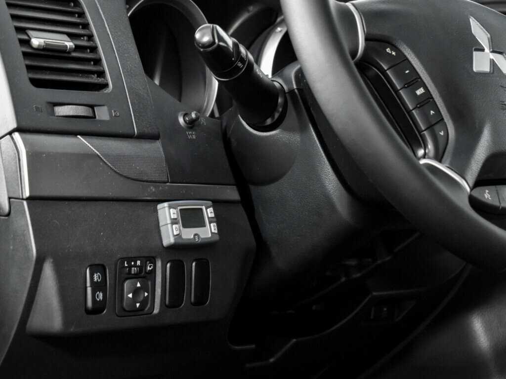 Купить Mitsubishi Pajero, 2013, 308 904 км.. Фото: #9