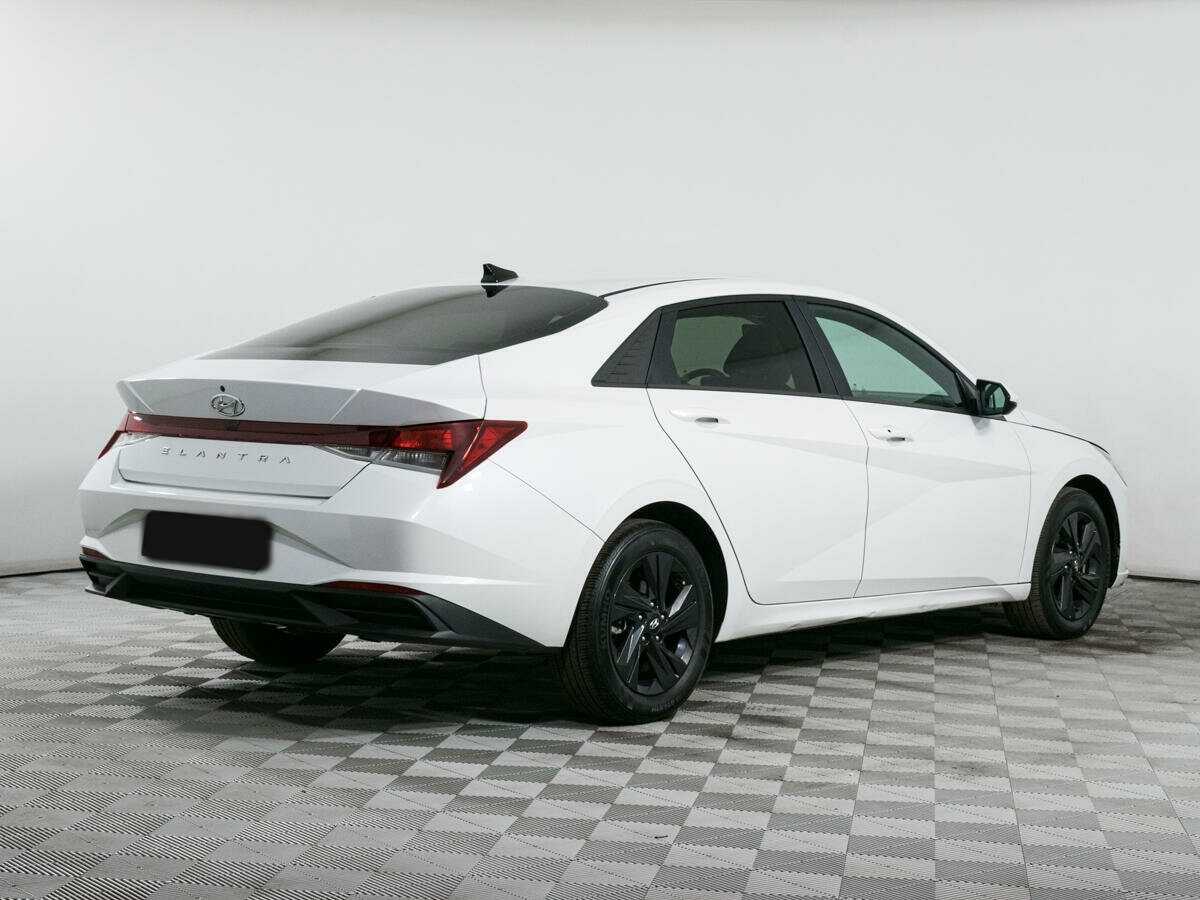 Купить Hyundai Elantra, 2021, 43 735 км.. Фото: #2