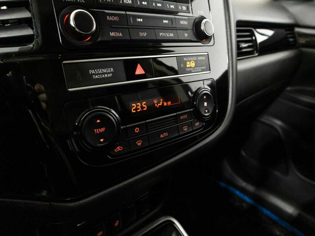 Купить Mitsubishi Outlander, 2019, 106 165 км.. Фото: #14