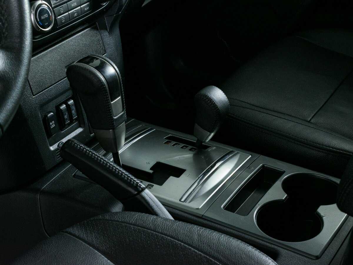 Купить Mitsubishi Pajero, 2013, 189 878 км.. Фото: #12