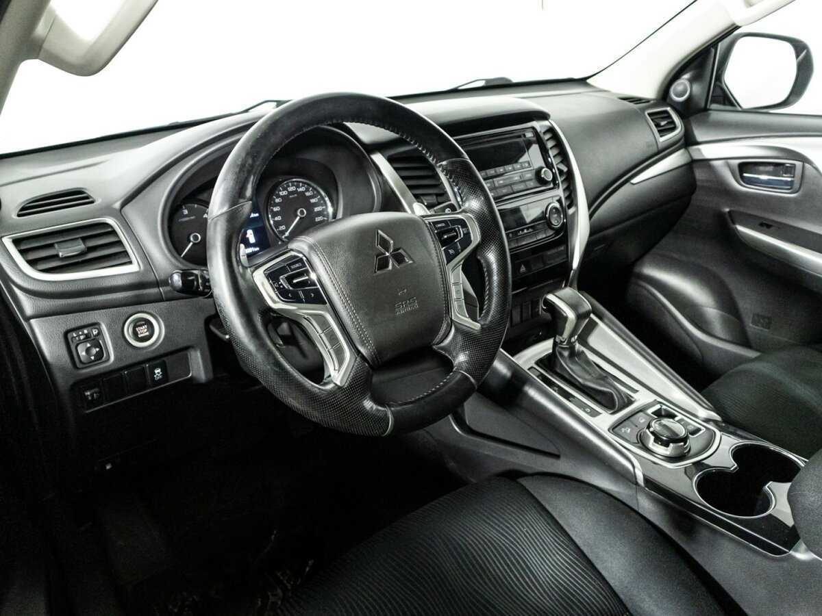 Купить Mitsubishi Pajero Sport, 2018, 133 287 км.. Фото: #10