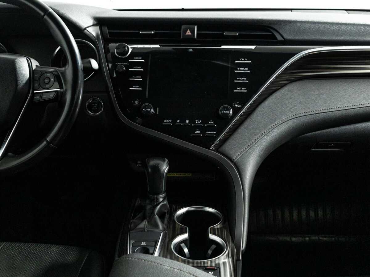 Купить Toyota Camry, 2018, 137 892 км.. Фото: #13