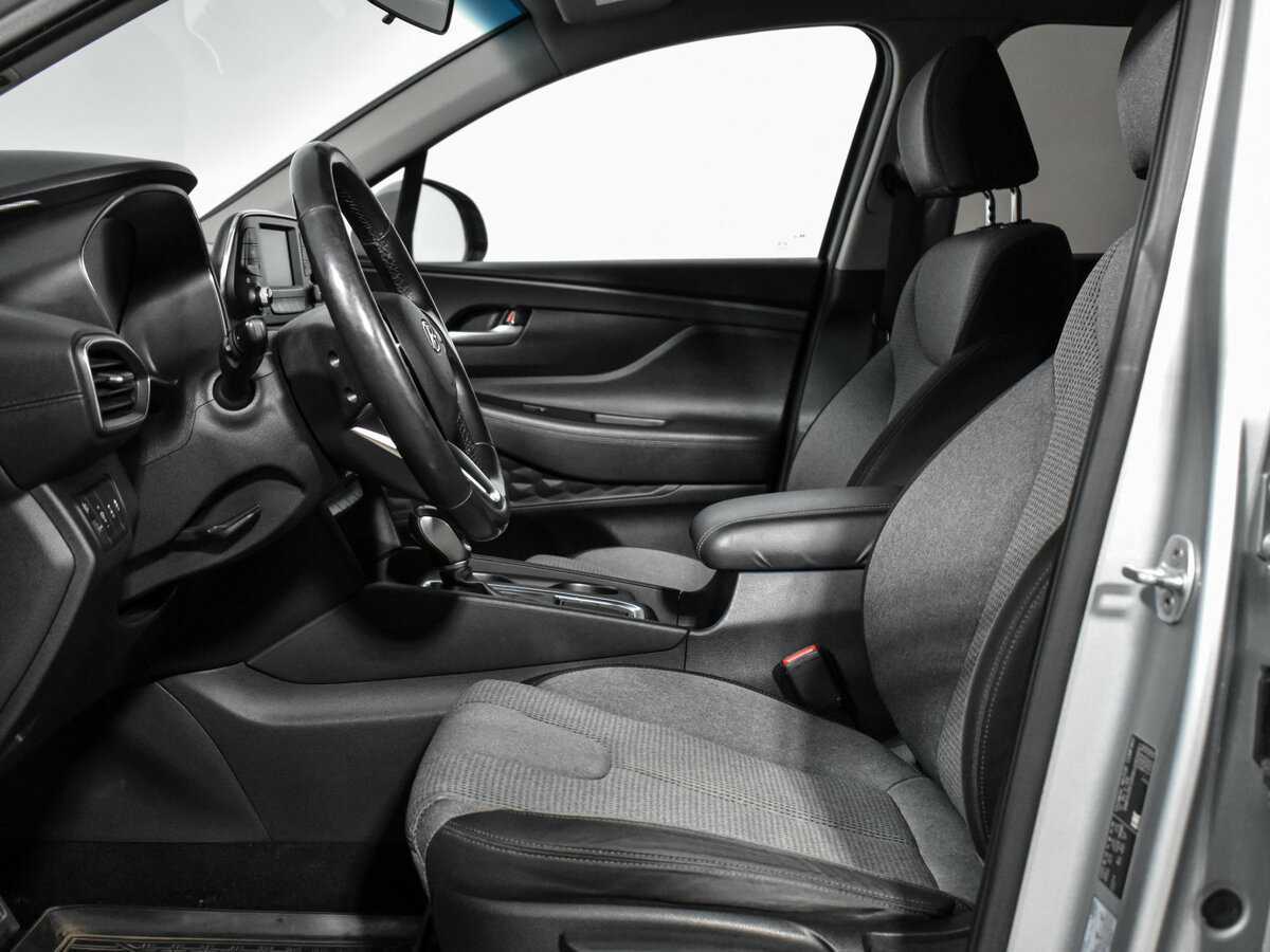 Купить Hyundai Santa Fe, 2018, 154 118 км.. Фото: #7