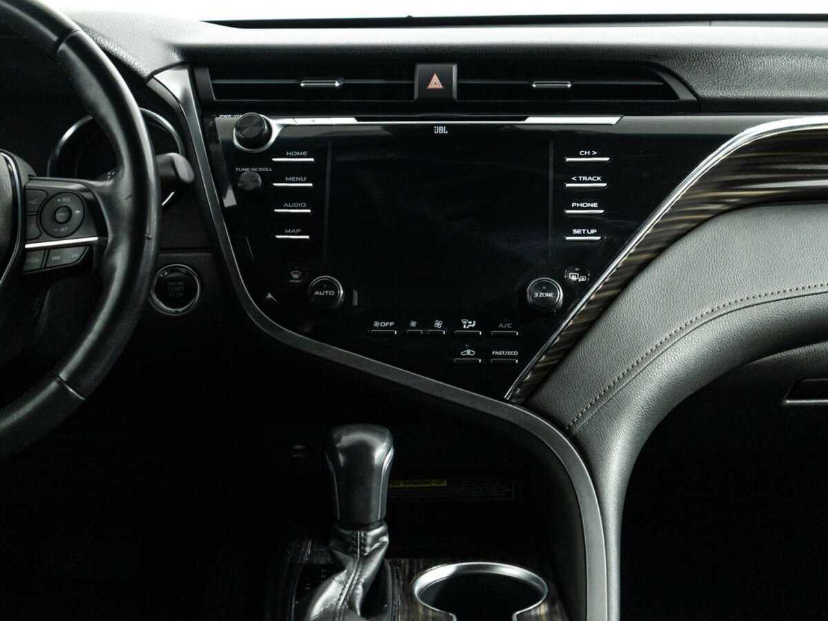 Купить Toyota Camry, 2018, 138 154 км.. Фото: #13