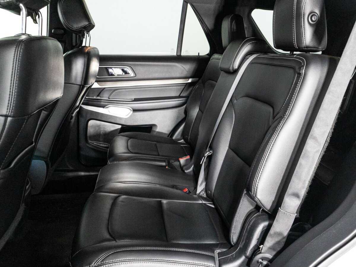 Купить Ford Explorer, 2017, 163 119 км.. Фото: #9