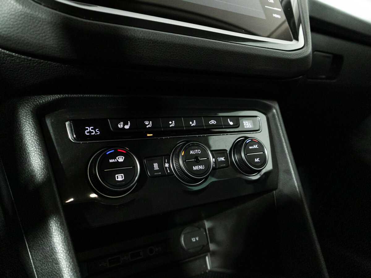 Купить Volkswagen Tiguan, 2019, 115 779 км.. Фото: #14