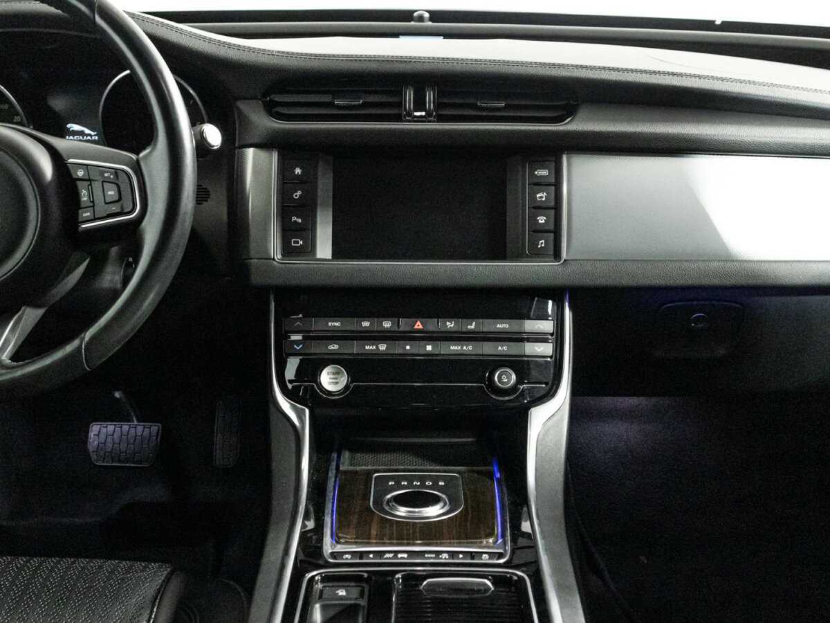 Купить Jaguar XF, 2016, 59 128 км.. Фото: #13
