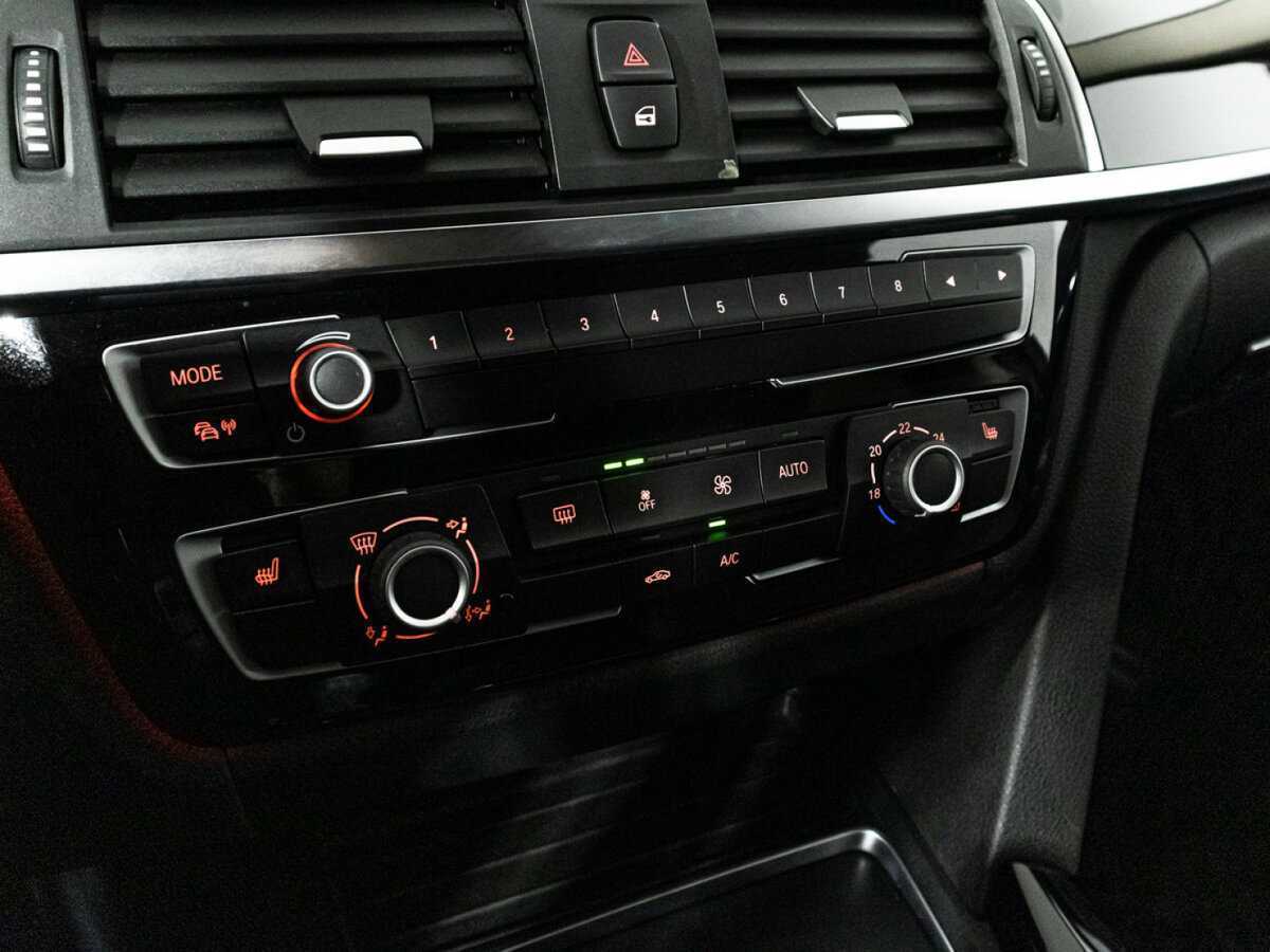 Купить BMW 3 серии, 2018, 69 769 км.. Фото: #14