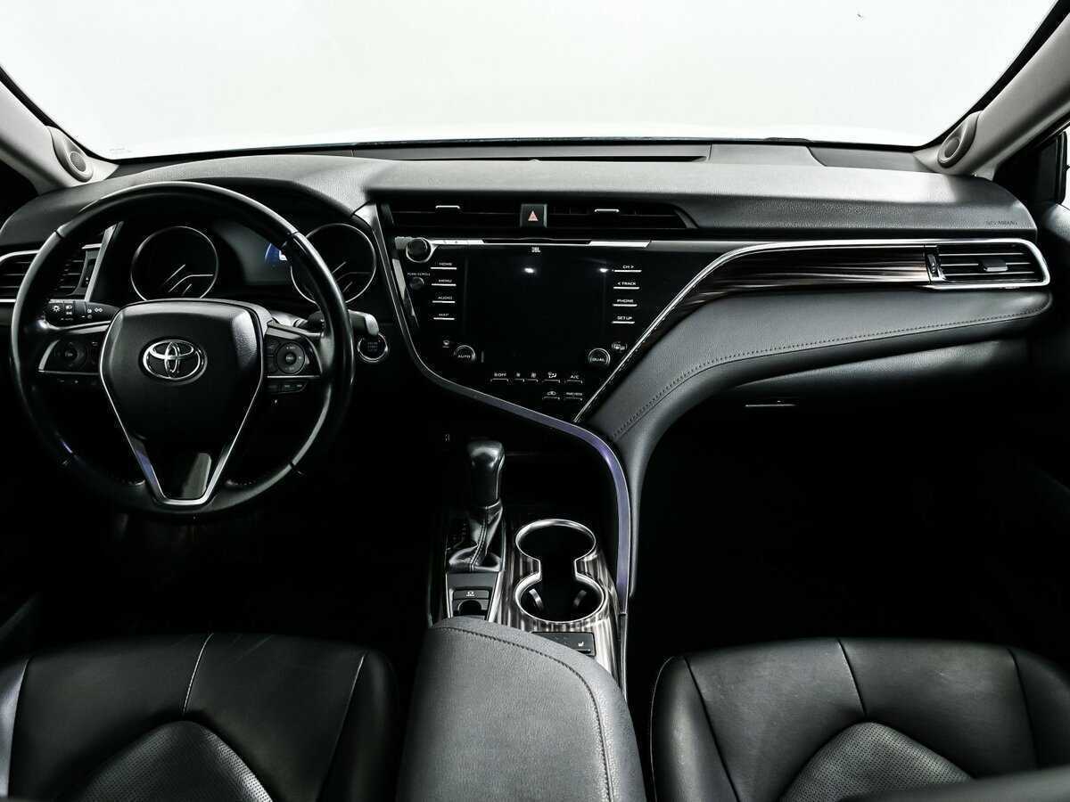 Купить Toyota Camry, 2019, 83 899 км.. Фото: #10