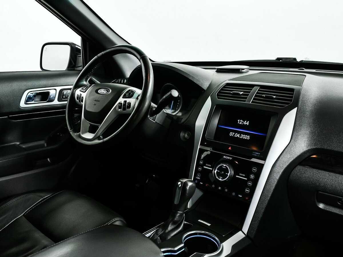 Купить Ford Explorer, 2015, 116 063 км.. Фото: #8