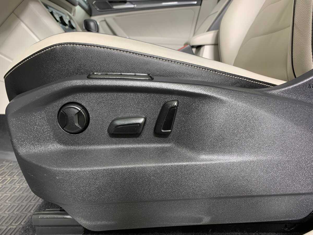 Купить Volkswagen Tiguan, 2017, 107 343 км.. Фото: #16