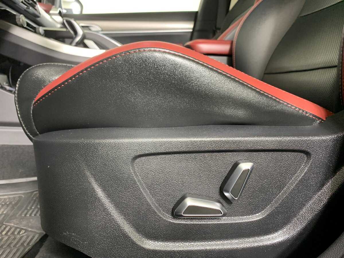 Купить Джили Кулрэй, 2021, 155 245 км.. Фото: #15