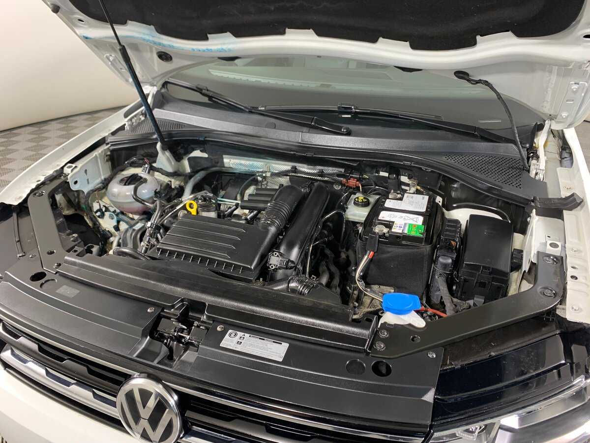 Купить Volkswagen Tiguan, 2017, 124 301 км.. Фото: #10