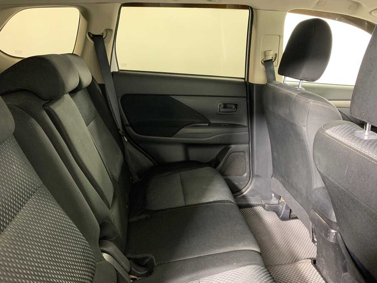 Купить Митсубиши Оутлэндер, 2017, 275 602 км.. Фото: #17