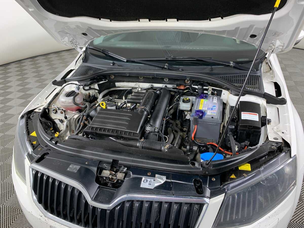 Купить Шкода Октавия, 2015, 228 630 км.. Фото: #10