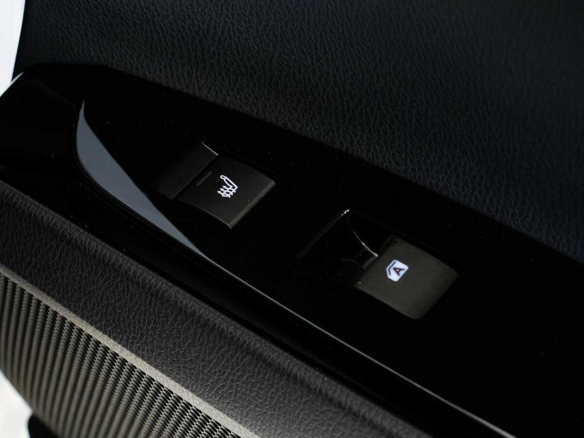 Купить Toyota Camry, 2020, 36 000 км.. Фото: #13