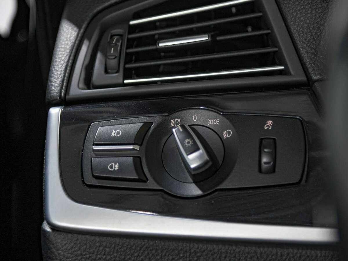 Купить BMW 5 серии, 2014, 118 082 км.. Фото: #13