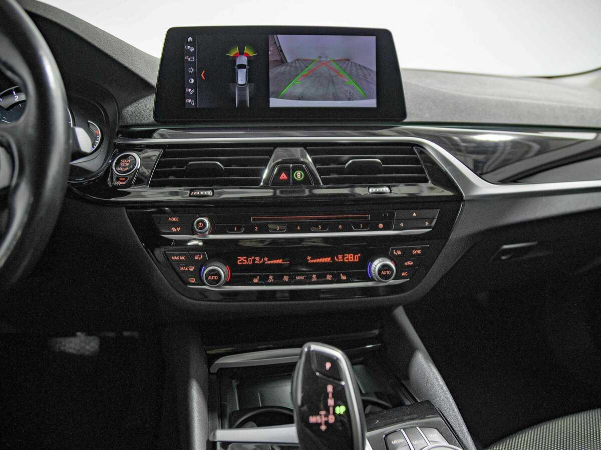 Купить BMW 5 серии, 2018, 139 124 км.. Фото: #9