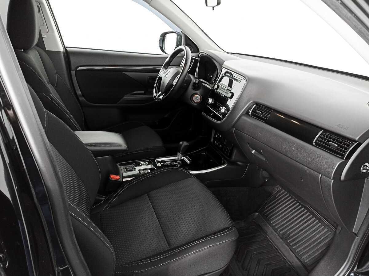 Купить Mitsubishi Outlander, 2021, 41 192 км.. Фото: #7
