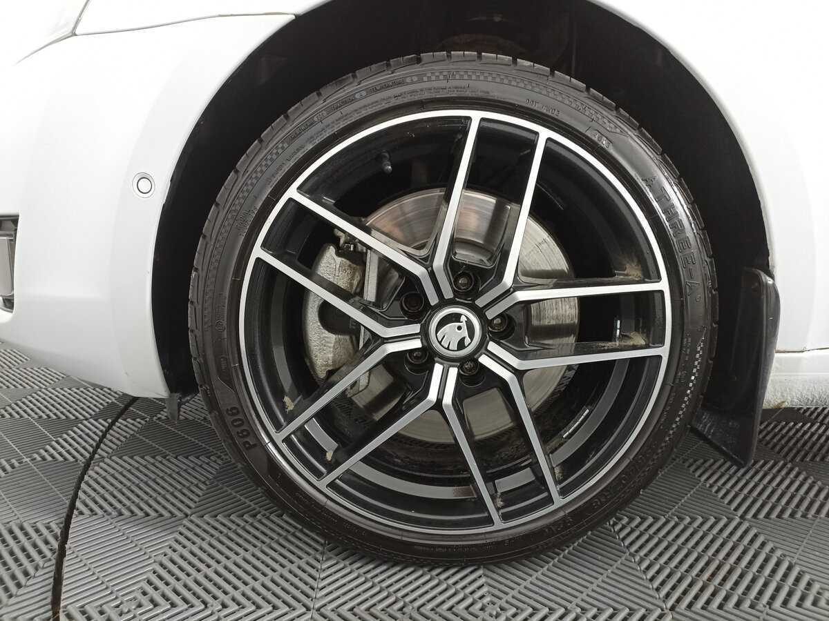 Купить Шкода Октавия, 2015, 159 183 км.. Фото: #17