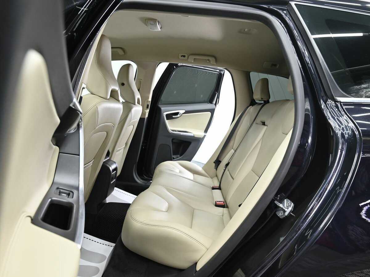 Купить Вольво ИксЦ60, 2014, 154 000 км.. Фото: #4