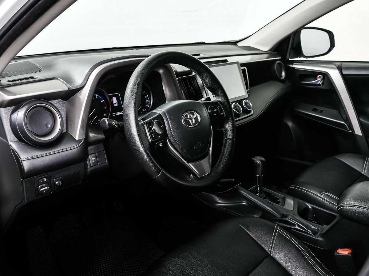 Купить Toyota RAV4, 2017, 168 947 км.. Фото: #10