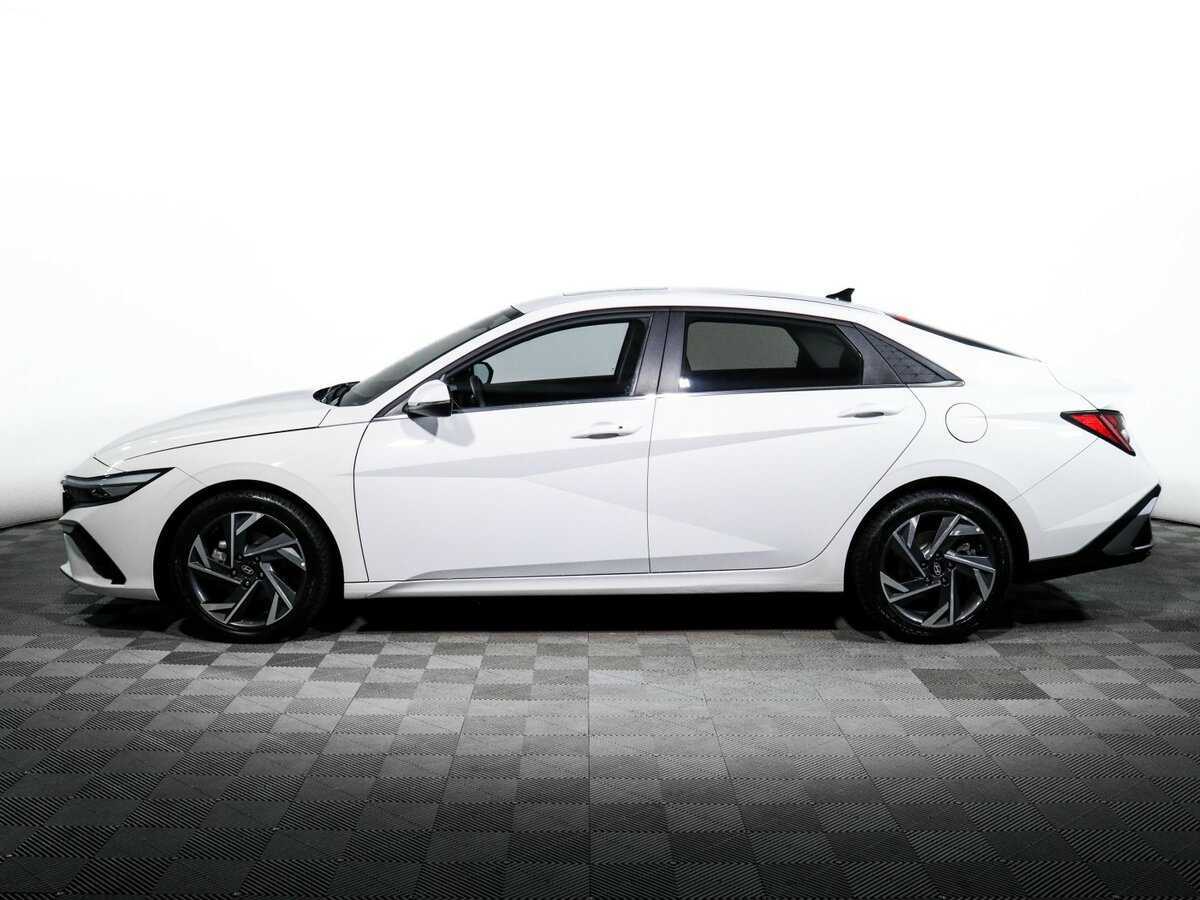 Купить Hyundai Elantra, 2023, 27 783 км.. Фото: #7