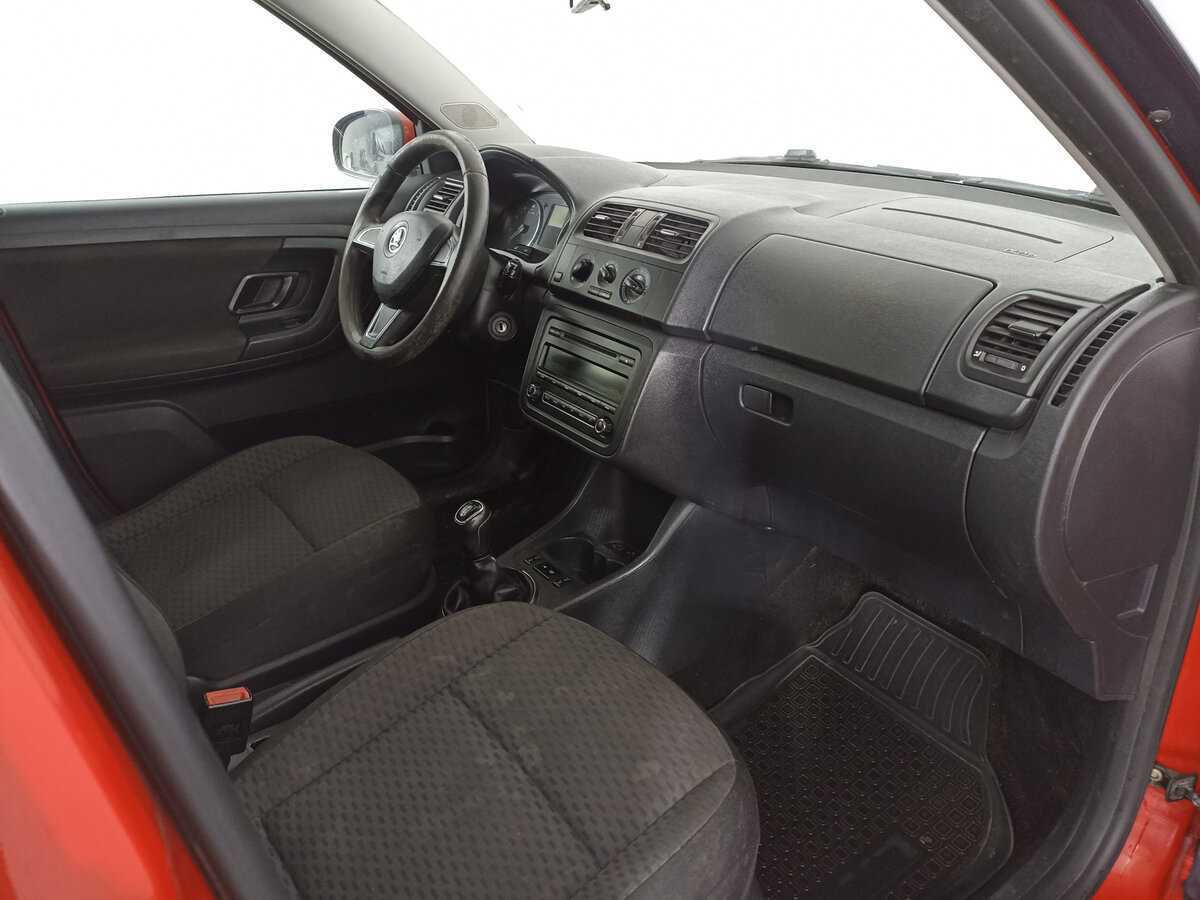 Купить Шкода Фабия, 2014, 226 578 км.. Фото: #10