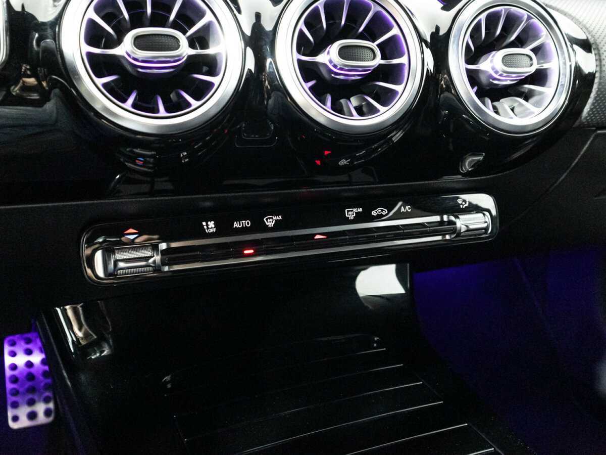 Купить Mercedes-Benz CLA, 2020, 123 999 км.. Фото: #18