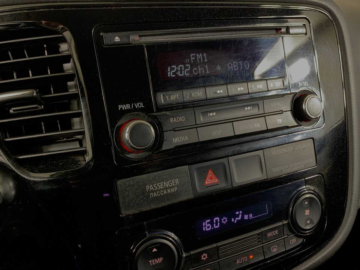 Купить Митсубиши Оутлэндер, 2013, 175 489 км.. Фото: #15