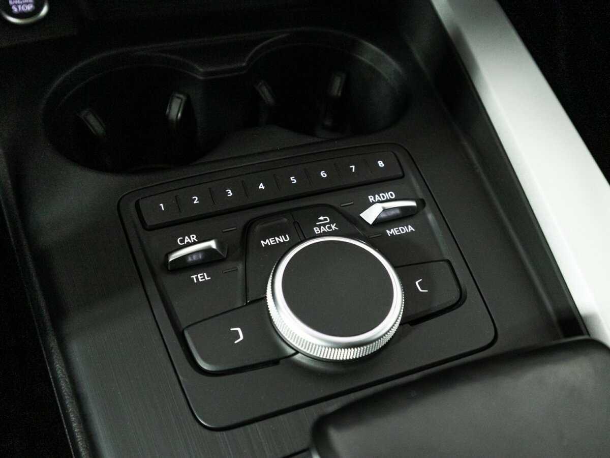 Купить Audi A4, 2018, 91 840 км.. Фото: #16
